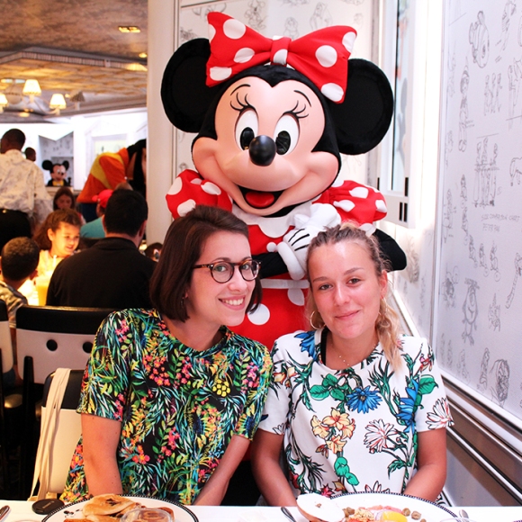 [Trip Report Disney Cruise Line] Croisière en Méditerranée entre soeurs août 2017 ! (TERMINÉ) - Page 5 Character-breakfast_2